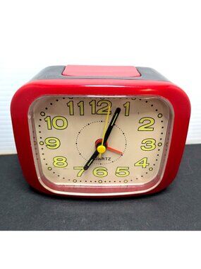 Vtg. Quartz Battery Alarm Clock Glow in Dark Numbers Red & Black Retro Works!